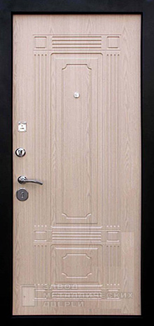 Фото «Дверь с зеркалом №67» в Солнечногорску